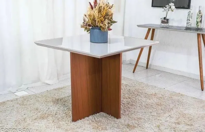 Mesa de Jantar Helo Tampo 90x90 - Freijo/Off White