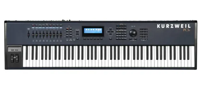 Teclado Workstation Kurzweil PC3X 88 - Seminovo