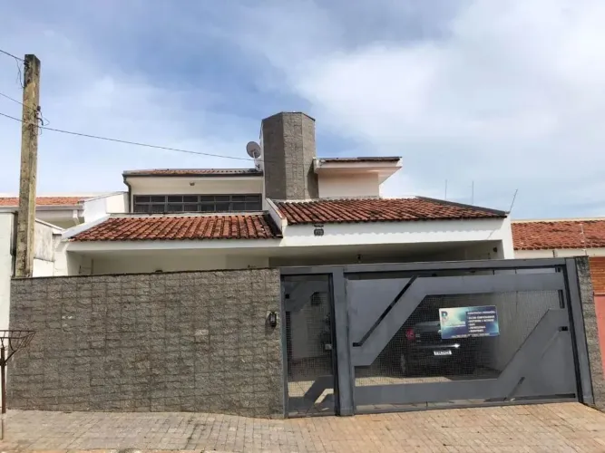 Casa com 4 dormitórios à venda, 342 m² por R$ 640.000,00 - Jardim Progresso - Marília/SP