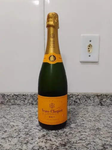 Champagne Veuve Clicquot Brut - Gelado. 