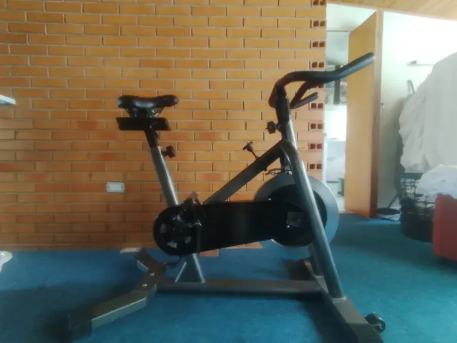 Bicicleta ergonômica robusta