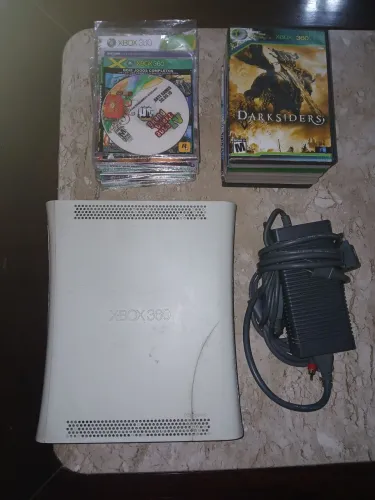 XBOX 360 FAT DESTRAVADO e + 40 jogos (Jundiaí) esse valor mes janeiro