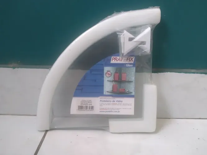 Prateleira em Vidro Raio 25x25