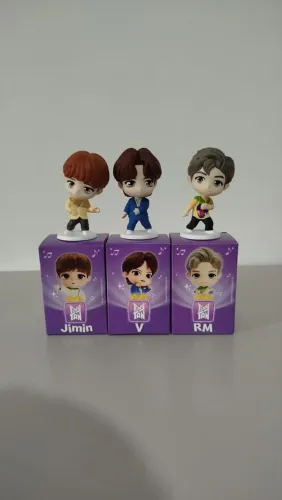 3 Bonecos Tinytan BTS Versão Nostalgia McDonald's (Jimin, V e RM)