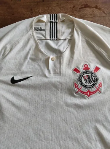 Camisa título 2018 em cima das Peppa