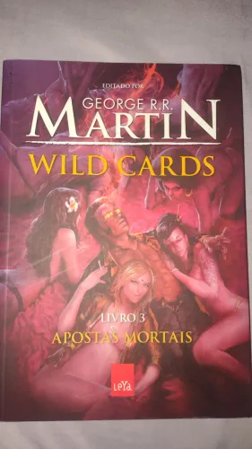 Livros praticamente novos do George R.R Martin - 20 reais