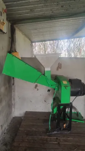 Triturador Forrageiro Trf-400 2Hp monof 127/220V Trapp