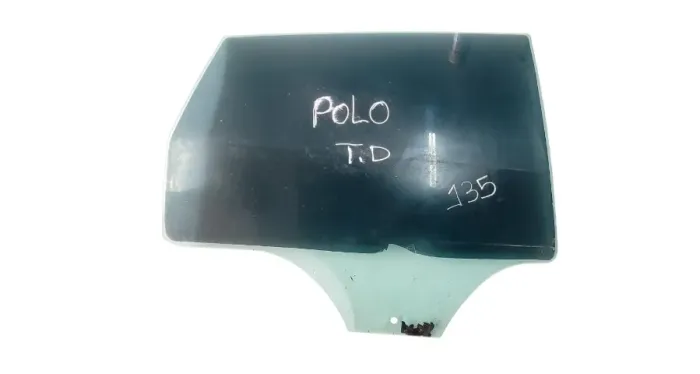 Vidro Da Porta Traseira Direita Polo 2003 n135