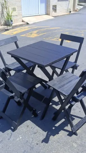Mesa dobrável c 4 cadeiras
