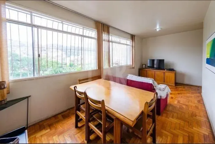 Apartamento à venda, 3 quartos, 1 vaga, Vila Paris - Belo Horizonte/MG