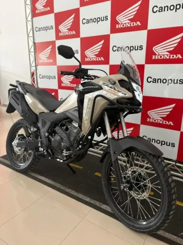 HONDA SAHARA 300 ADVENTURE 2026 0KM