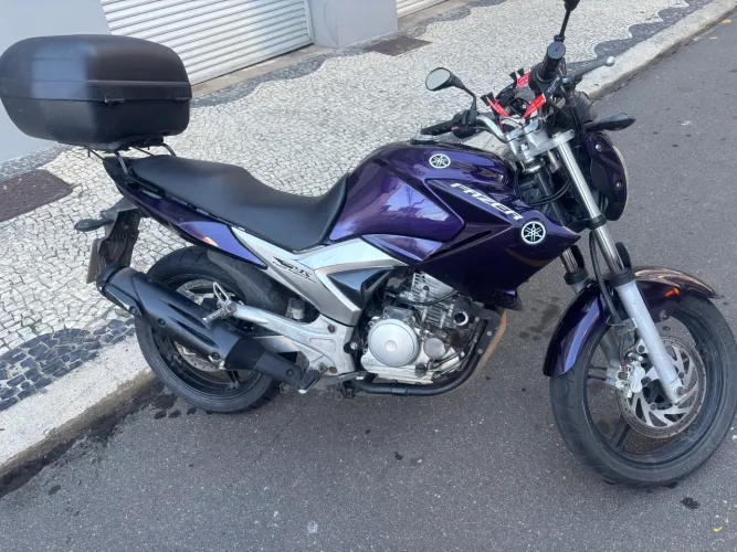 Yamaha Fazer 250cc 2012 Completa c/ baú