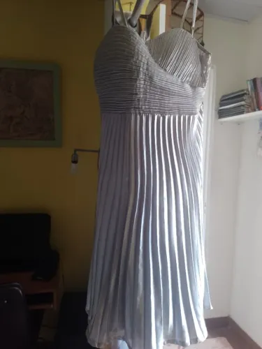 Vestido de festa prata