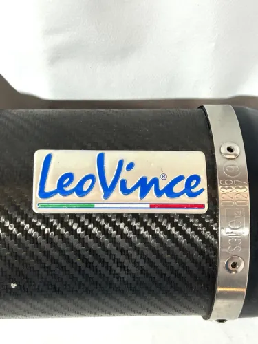 Escapamento esportivo LeoVince para BMW F 800 GS usado