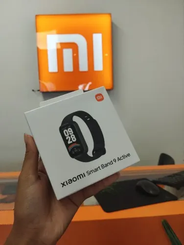 Xiaomi Smart Band 9 Active - Novo