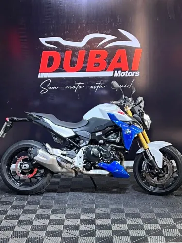 BMW F 900 R Sport Plus