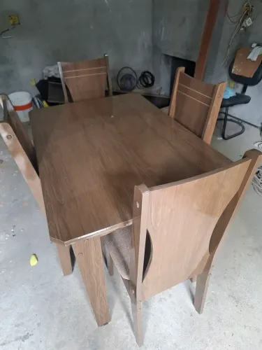 Mesa de Jantar 4 Cadeiras - Ótimo Estado Medidas 1.20X0,70 