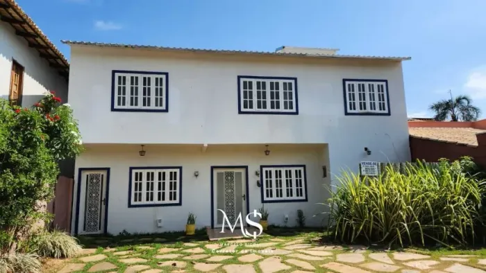  Casa em Pirenopolis- 4 suites- 1km do centro-piscina aquecida