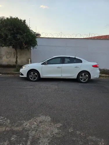 Renault Fluence Sed. Dyn. Plus 2.0 16V Flex Aut. 2016