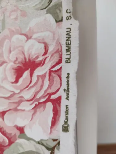 Tecido Floral para Decoração Karsten Acquablock