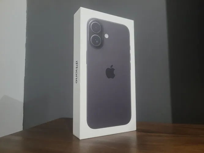 iPhone 16 novo lacrado
