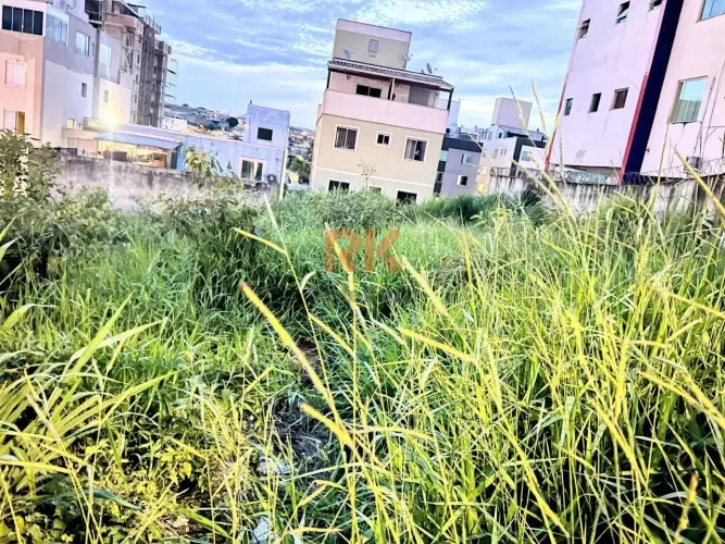 Lote disponível permuta  Área comercial do bairro