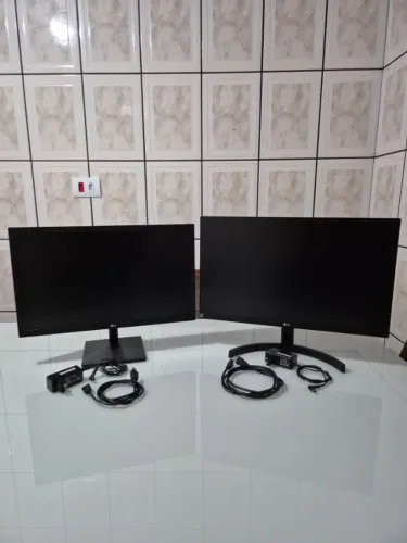 Monitores LG 22 e 24 polegadas