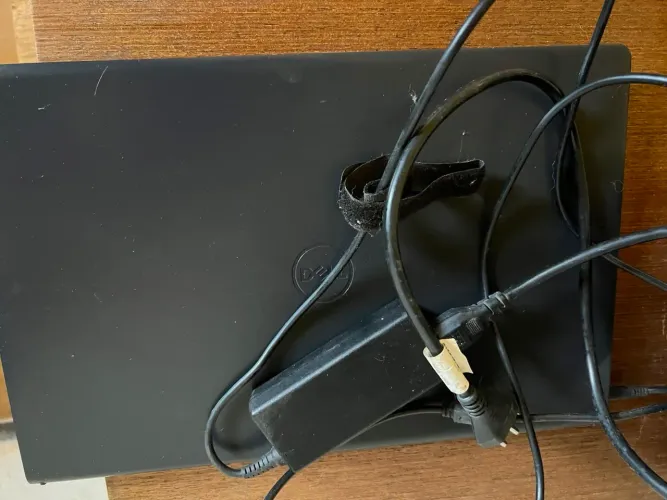 Notebook Dell Vostro 15 / Usado muito novo