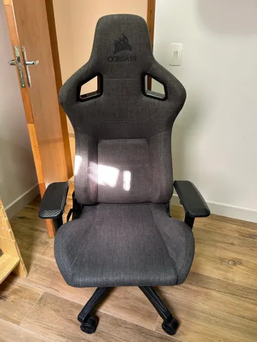 Cadeira Gamer Corsair T3 Rosh