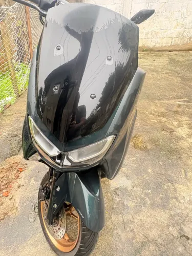 Nmax 160 2023 verde a baixo da FIPE