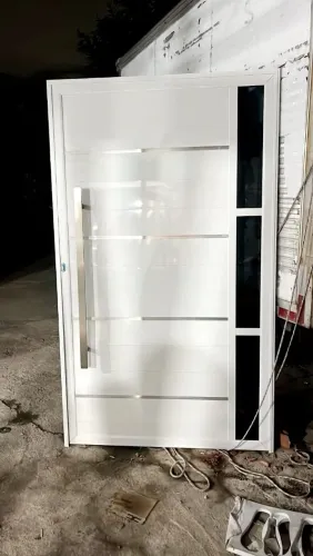 Porta Alumínio 1m