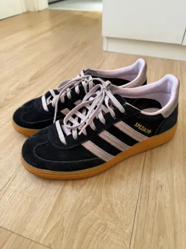 Adidas spezial 36 preto com rosa