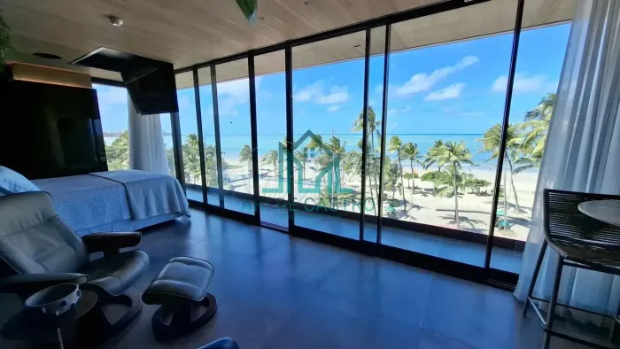 Apartamento Studio Beira-mar Frente Mar, Mobiliado, 57m² à venda na Praia de Pajuçara - Ma