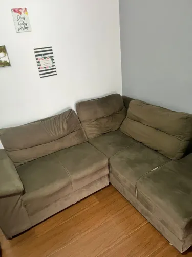 Vendo sofá/ medida 2,00m por 1,70m