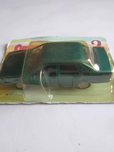 Miniatura Santana 1996 carros nacionais 2