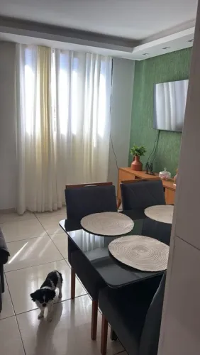 VENDO LINDO APARTAMENTO, OTIMA LOCALIZAÇÃO