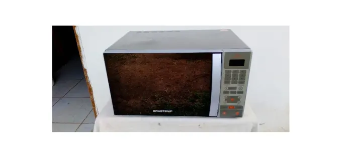 Micro-Ondas Brastemp Inox Espelhado 127V  30L Funcionando R$349,90