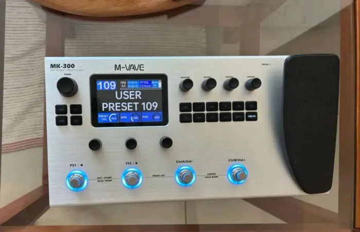 Pedaleira mk300