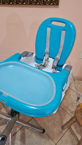 Cadeirinha para alimentação