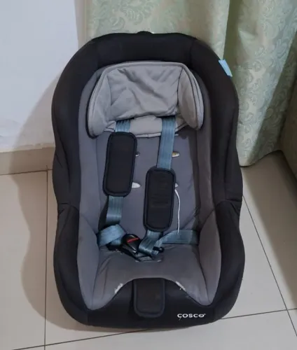 Cadeirinha de carro para criança