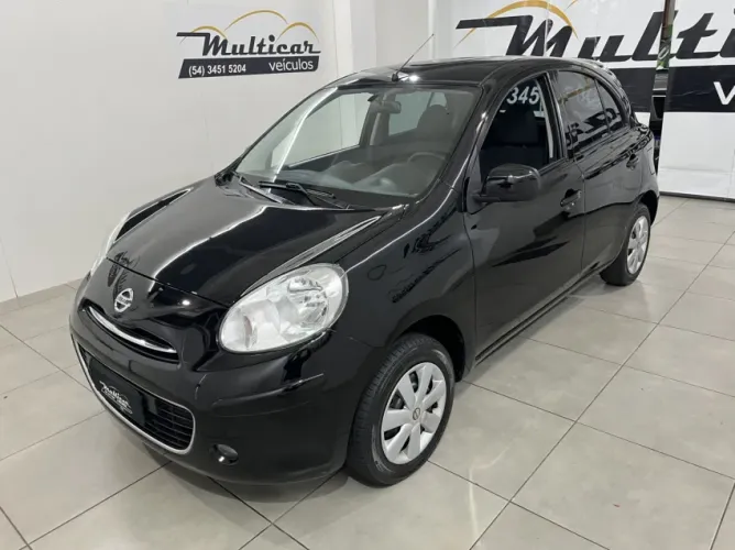 Nissan March S 1.0 12V Flex 5P 2014
