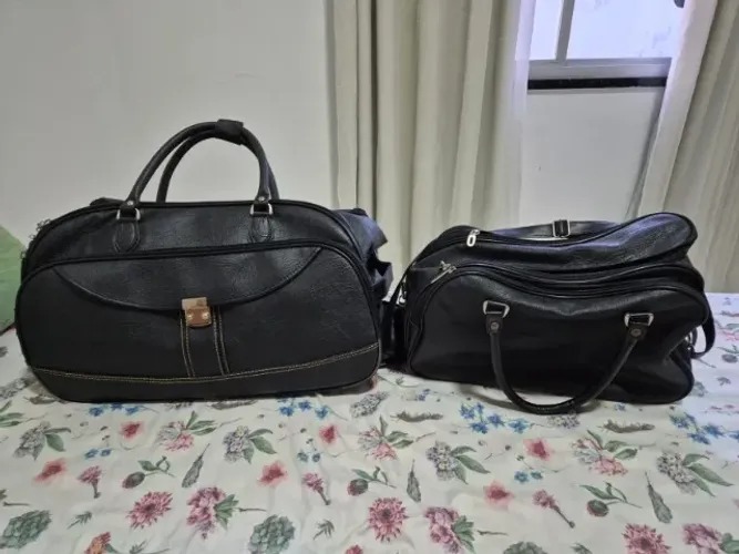 KIT BOLSAS DE VIAGEM - 1 BOLSA GRANDE COM RODINHAS (nunca usada) + 1 BOLSA MÉDIA