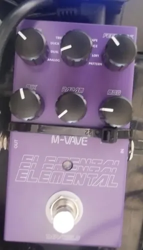 Pedal delay Elemental e FREEZER.  NOVO