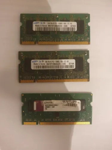 3x DDR2 1GB SODIMM 800Mhz