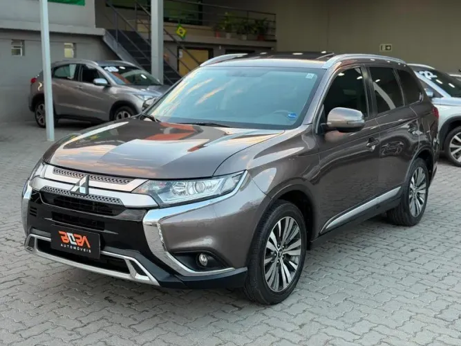 Mitsubishi Outlander HPE 2.0 16V 5P Aut. 2021