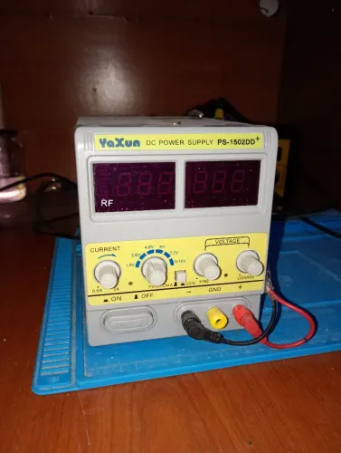 Fonte de Alimentação YaXun PS-1502DD+