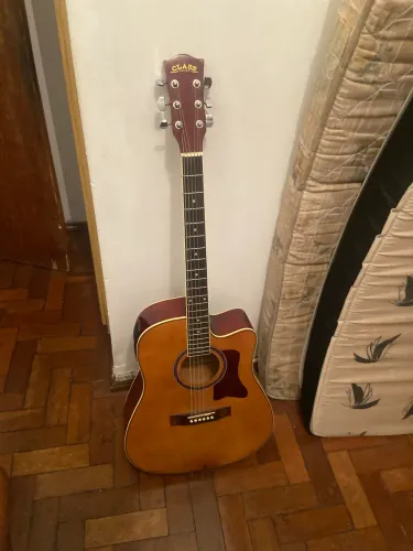 Violão [marca/modelo] em ótimo estado - som perfeito ?