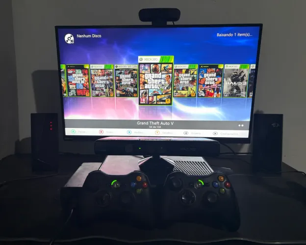 Xbox 360 Slim Desbloqueado RGH 1TB Com 2 Controles, Kinect e 130+ Jogos (Leia Descrição)
