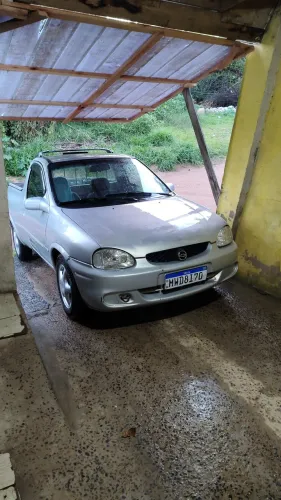 Chevrolet Corsa Pick-up Std/ Rodeio 1.6 MPFI 2001