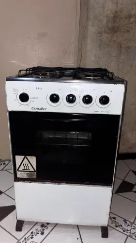 Vende-se Fogão 4 bocas
